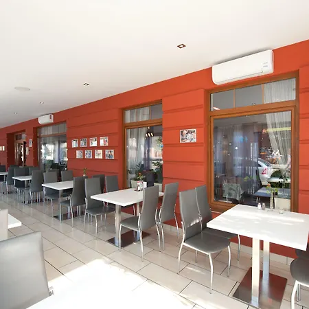 אתר נופש Puchacz - נישורזה